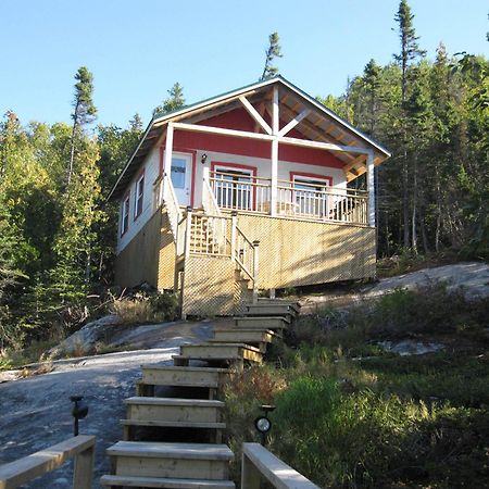 Chalet De La Montagne Βίλα Tadoussac Εξωτερικό φωτογραφία
